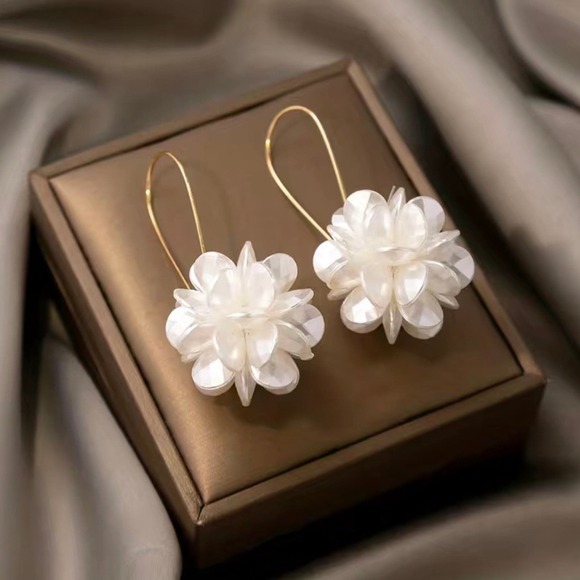 Jewelry - Pearlized Acrylic Flower Petal Earrings